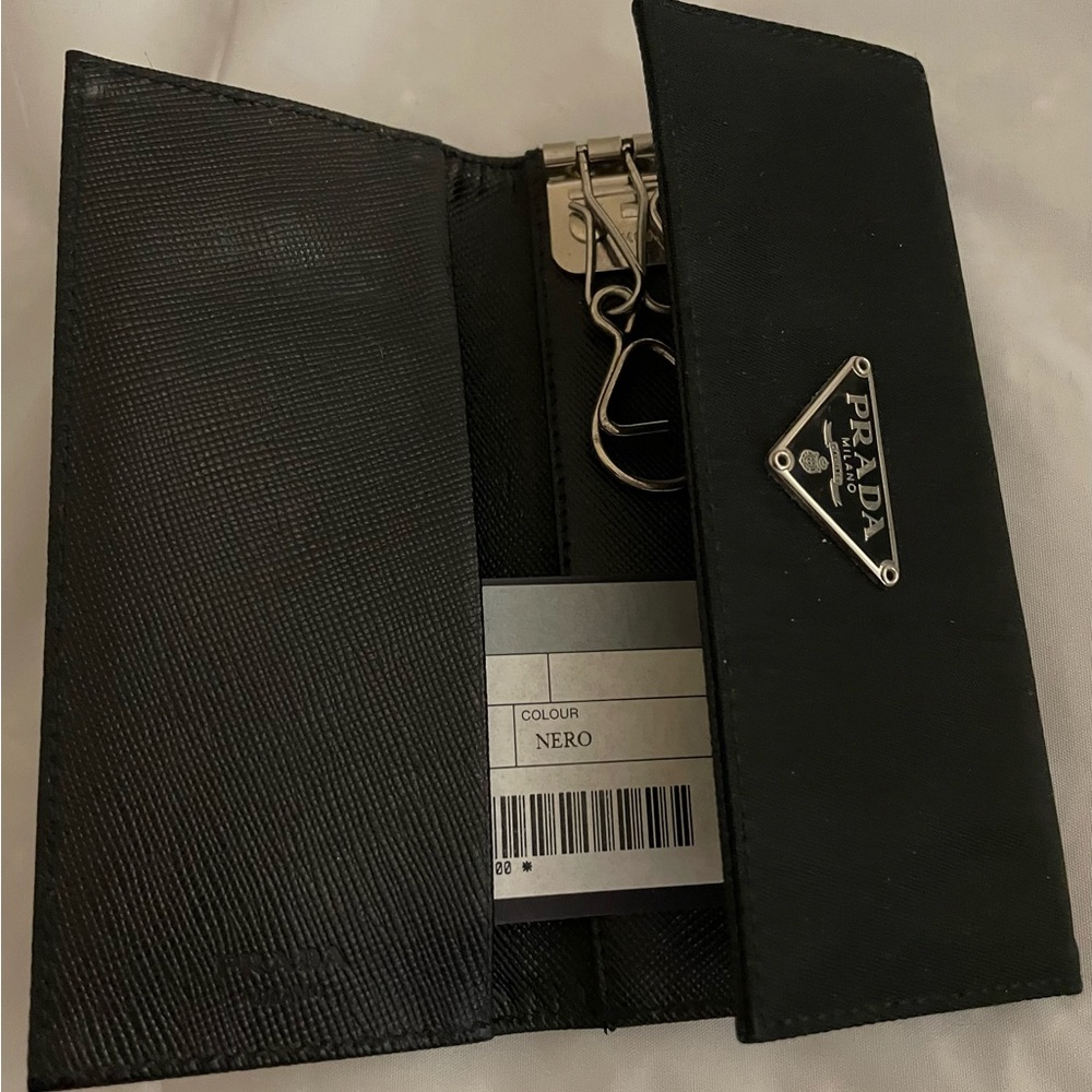 NWOT Prada Logo Tri-Fold Key Case - Picture 4 of 4
